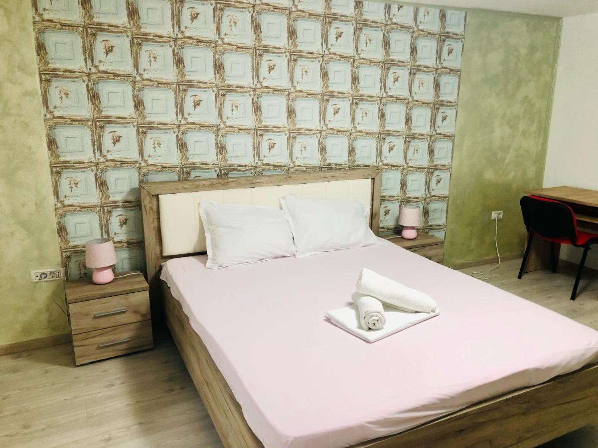 Central Park - Big Apartment - 3 Rooms - Free Parking T5 Timişoara Buitenkant foto